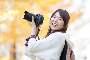 人の目を引きデジタルサイネージ屋外用